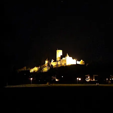 Hofis Gaestehaus *