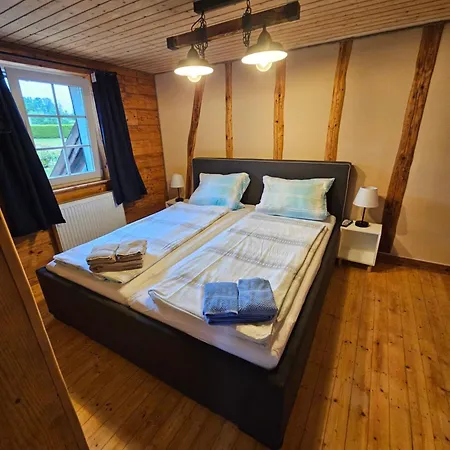 Hofis Gaestehaus Apartament