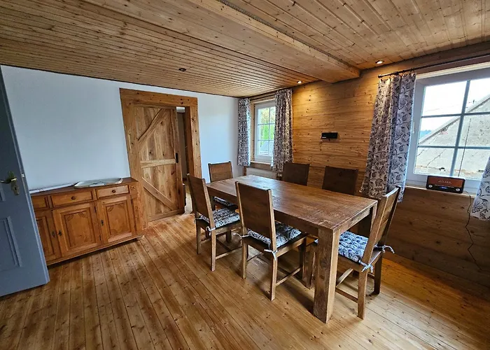 Hofis Gaestehaus Meuspath